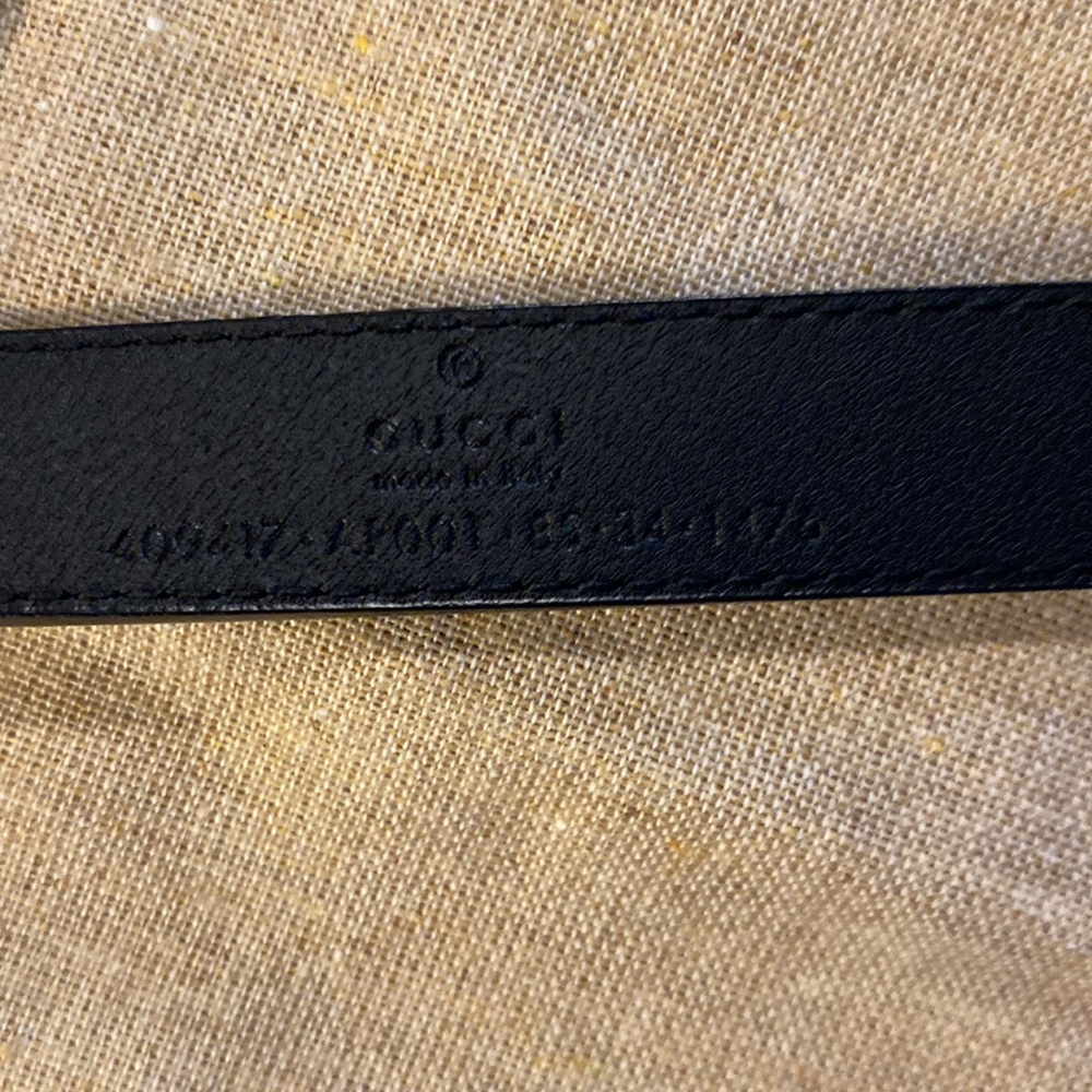 Gucci Thin Black Belt w/ Gold Hardware - Picture 4 of 5
